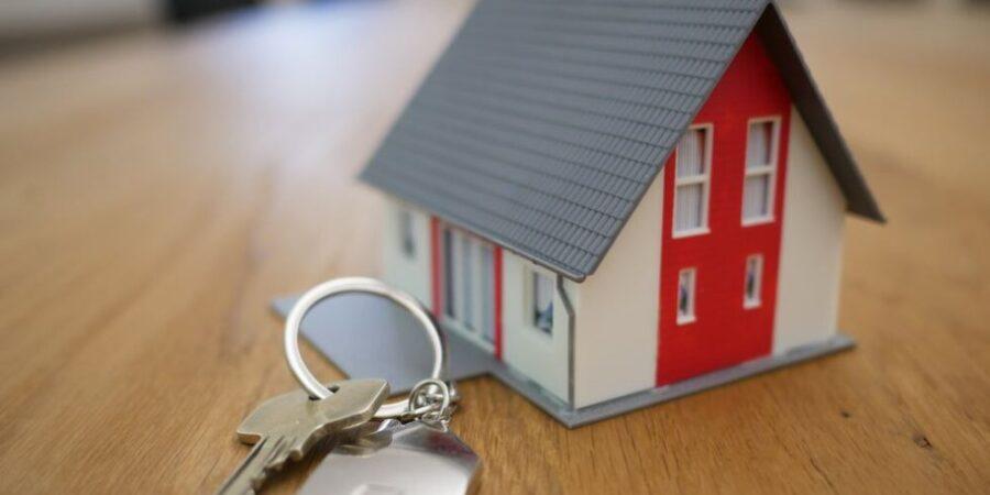 What To Do When your Landlord decides to Sell the Freehold