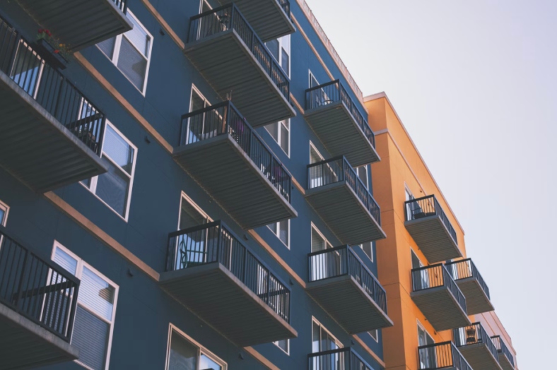 Blue and yellow block of flats